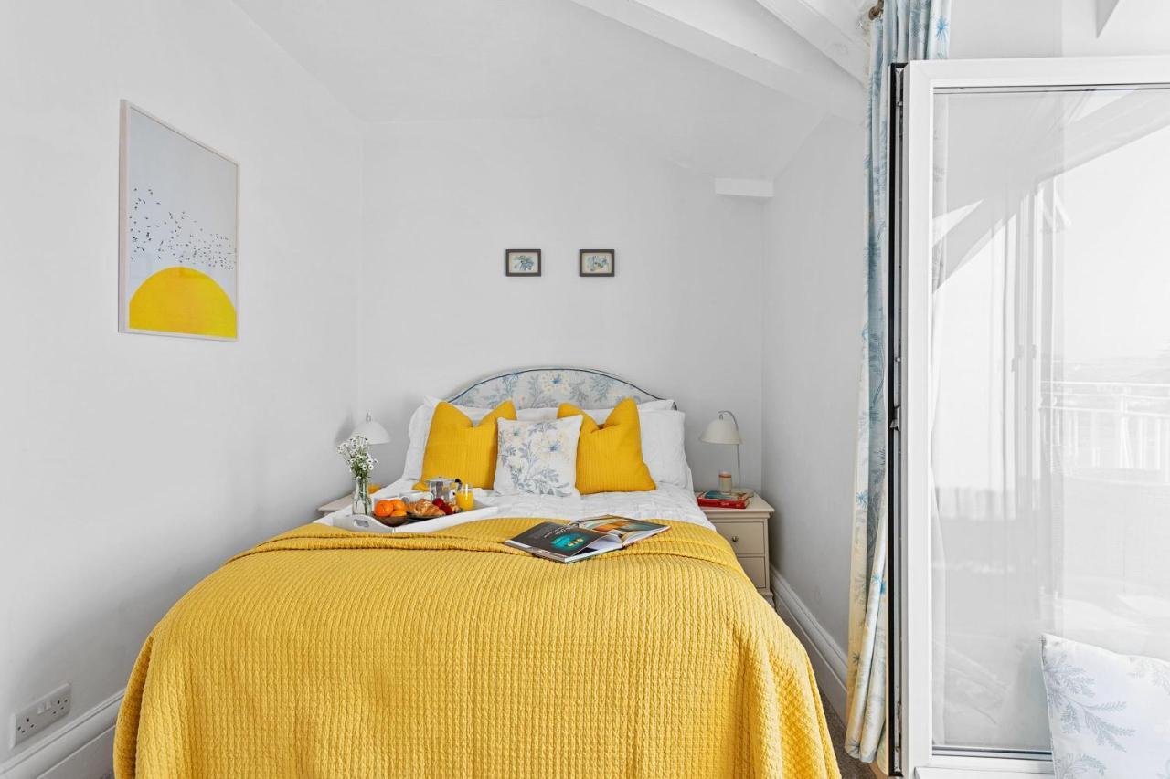 Wellswood Apartment - Sunny Apartment With Stunning Sea Views And Private Balcony ทอร์คิ ภายนอก รูปภาพ